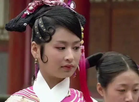 突然想起颖儿在《甄嬛传》中饰演