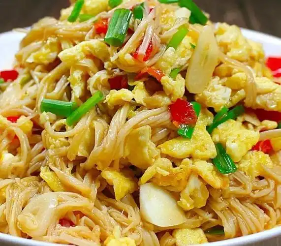 金针菇炒蛋图片