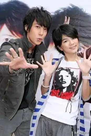 15岁就拿捏住"隐婚王子"吴尊的林丽吟:除了忍,还挺狠…_文莱_因为