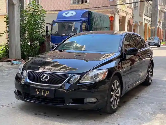 老款雷克萨斯gs300真的是非常经典帅气