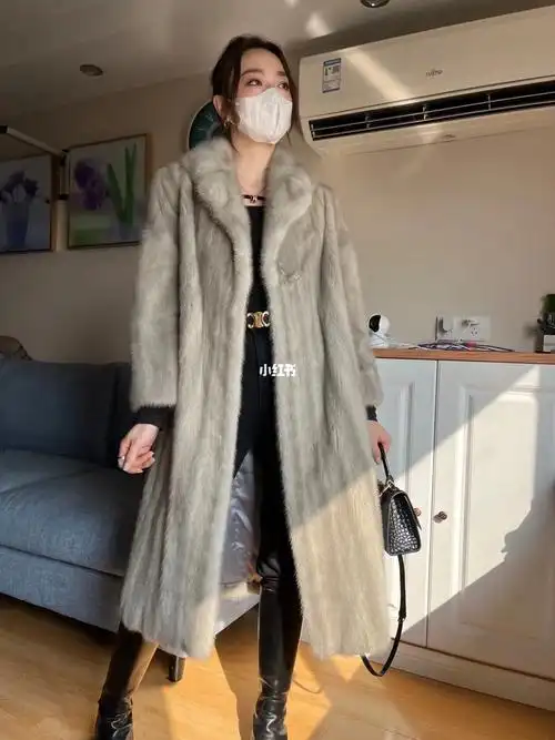 长款西装领蓝宝石貂