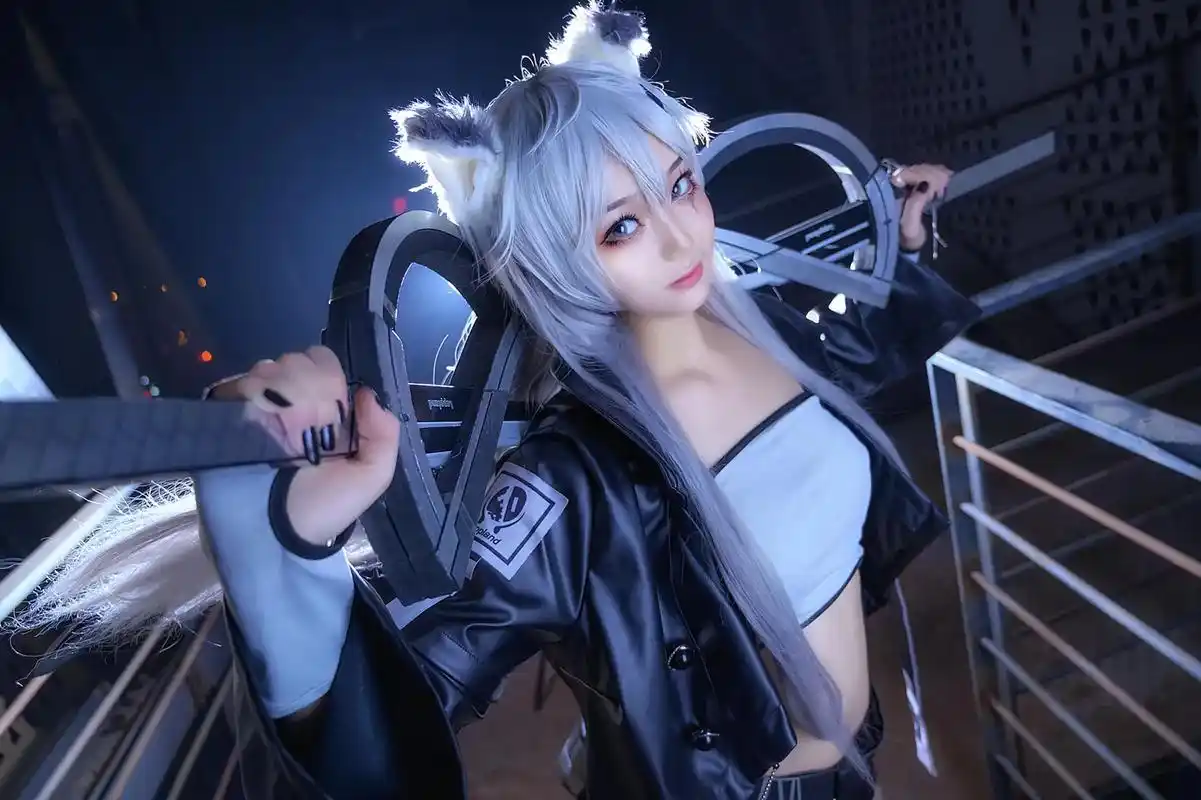 高清壁纸 #二次元少女 #漫展返图 #好看的小姐姐 #co - 抖音