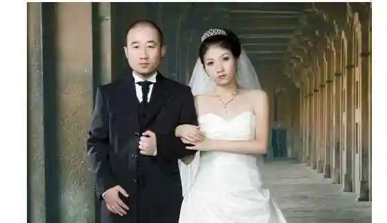 72岁李保田家人近照妻子至今美若天仙如今子孙满堂令人羡慕