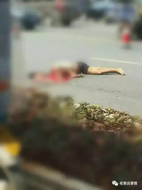 突发上栗发生车祸女子被碾身亡上半身惨不忍睹