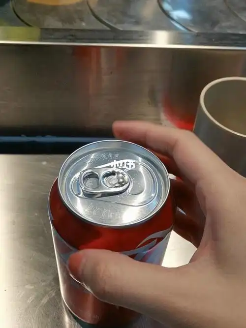 一个失败的单手开可乐04