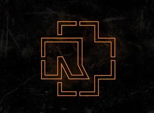 德国战车的乐队标志~酷!