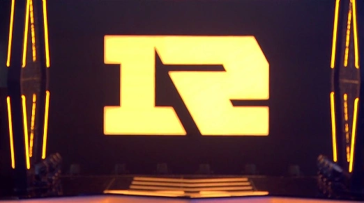 rng队内语音狼行一句话让人感动:李元浩别沉默,等你c我!