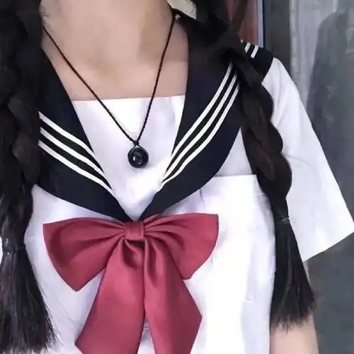 jk女生头像_低头