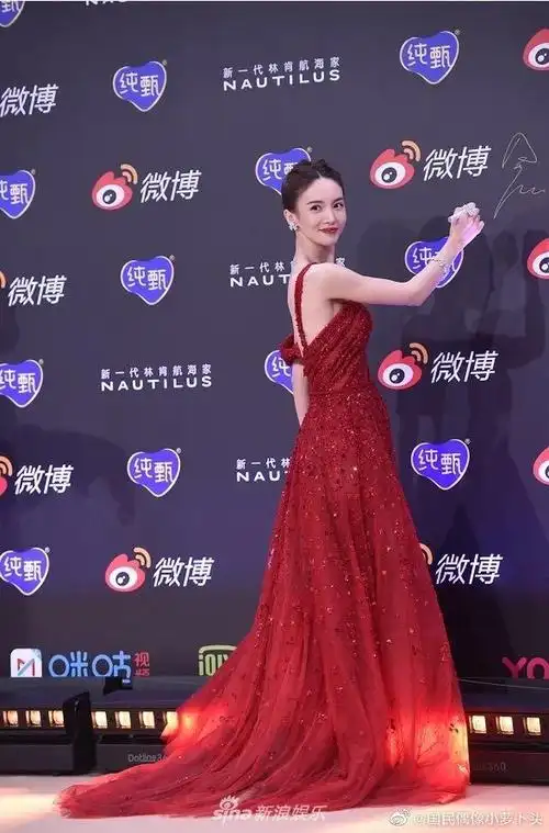 2020百花齐放的微博之夜,快来看看女明星们的红毯盛宴
