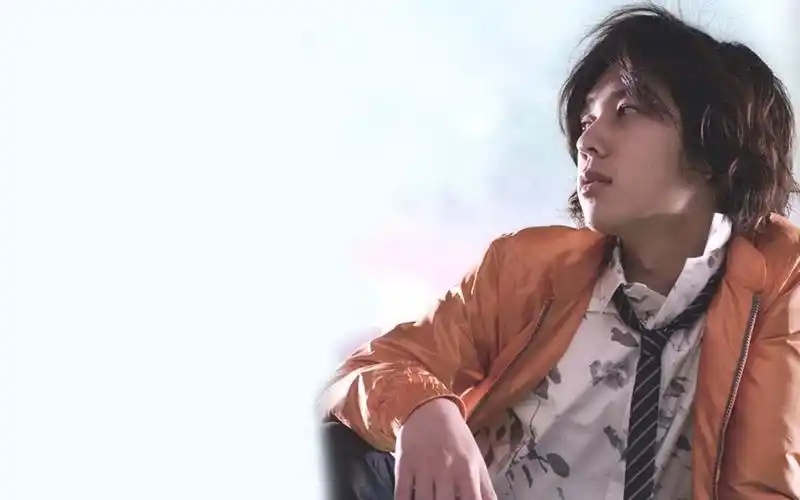 日本帅哥明星二宫和也桌面壁纸