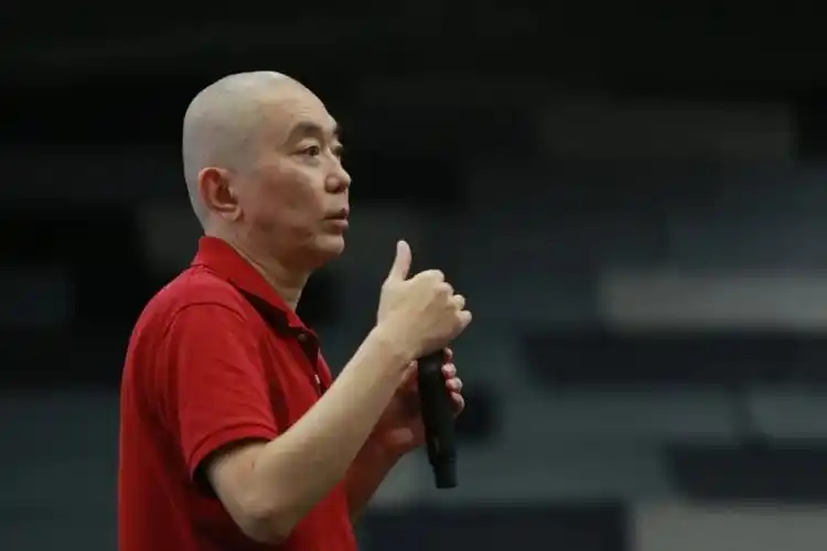 史玉柱我的两次死里逃生以及为什么总穿红衣服