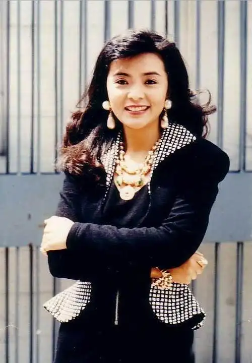 p>陈玉莲,1960年3月25日出生于香港,中国香港女演员.