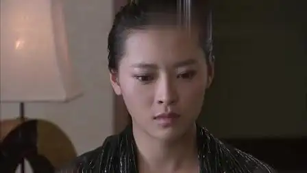 红蝎子:赵晓雪彻底暴露身份,关键时刻还是保命要紧,真尴尬