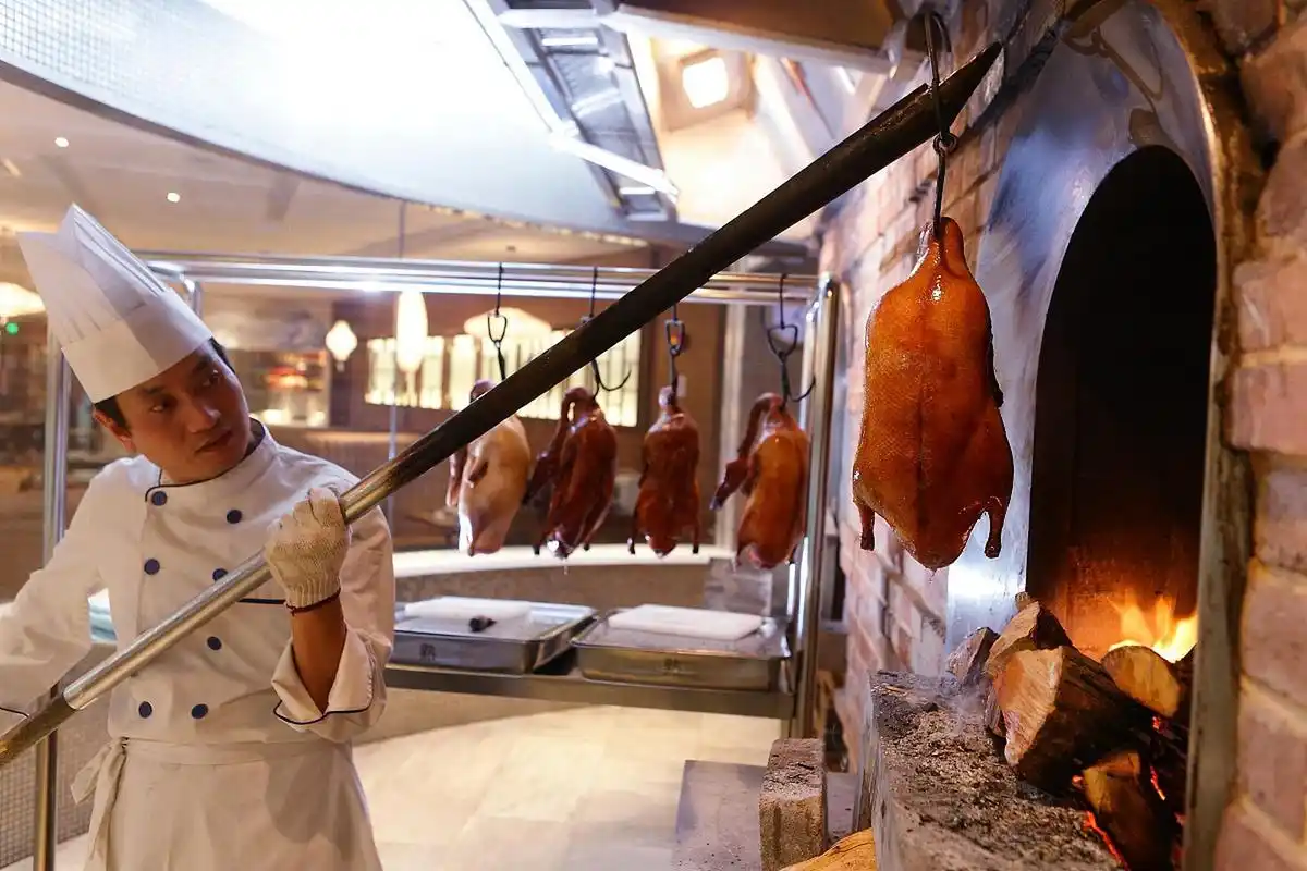 笔记创作营# 家常美食制作——果木烤鸭  正在为您搜索:家常美食果