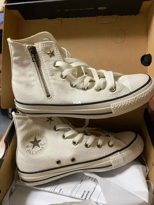 复古金的logo,星星78复古金色鞋带扣.