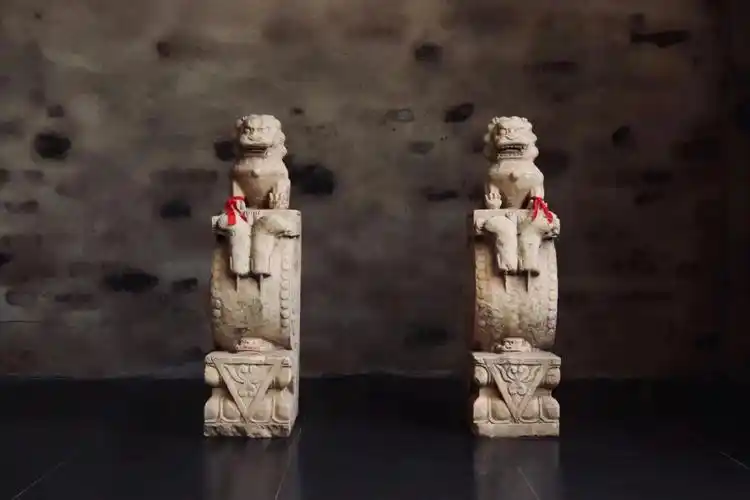 尺寸 25/35/80此门墩制式高端 造型独特 器形精美 双面工 高浮雕 兽