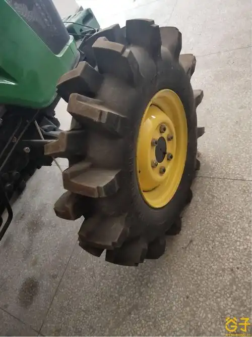 约翰迪尔484拖拉机