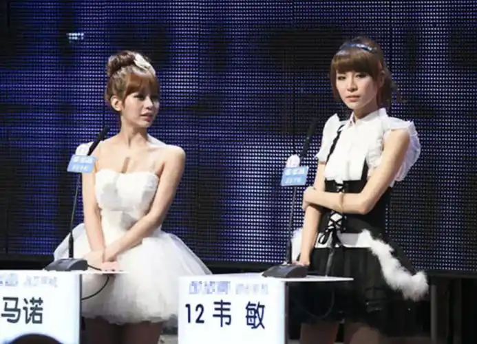 回顾拜金女马诺:没想到一句话毁了她十年,马诺爆出当年的真相