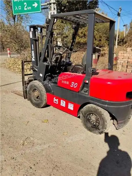 台励福3吨,升高三米带侧移8成新价格23000元_二手叉车-爱玖库