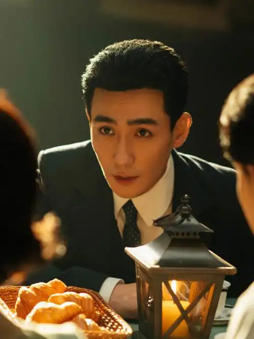 周一的朱一龙提神醒脑