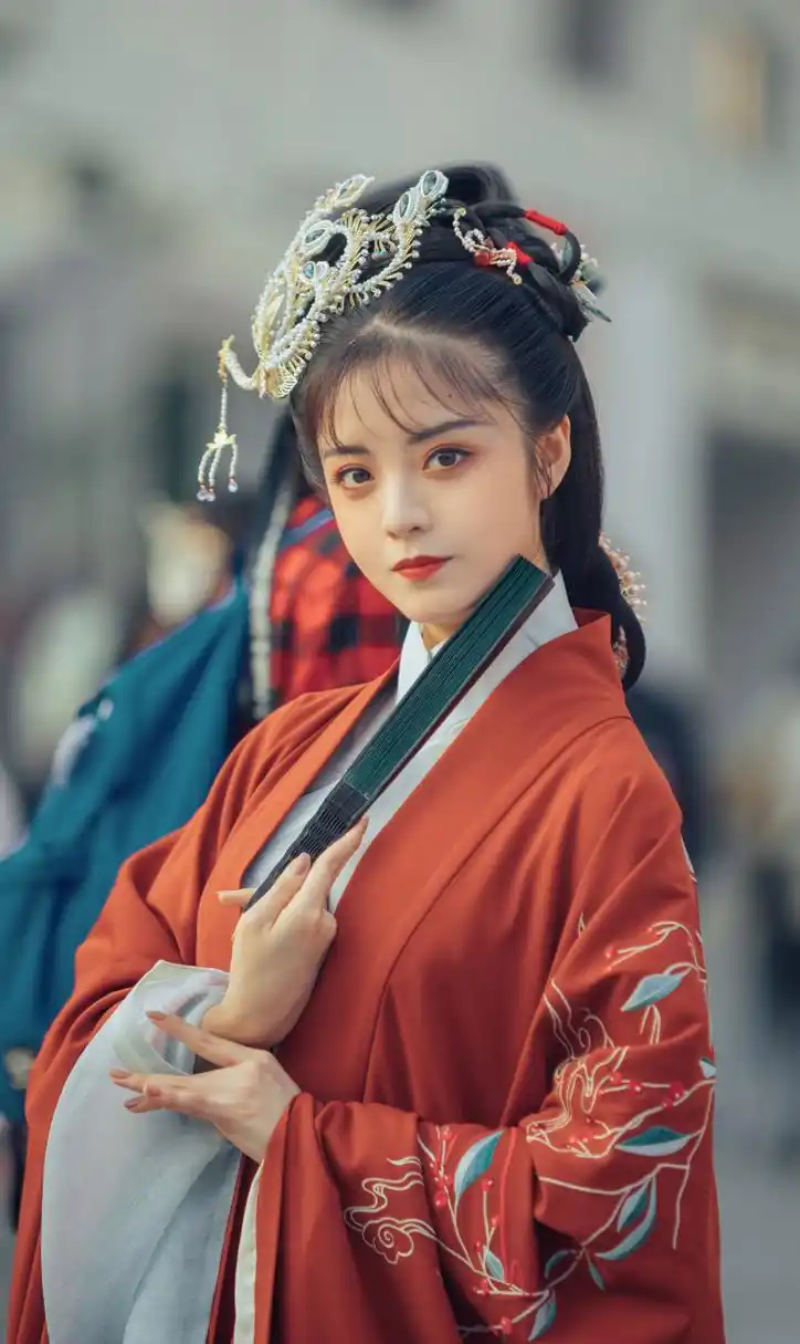 明制汉服真好看,四月晨晨真漂亮啊!#汉服# #美女# #明星