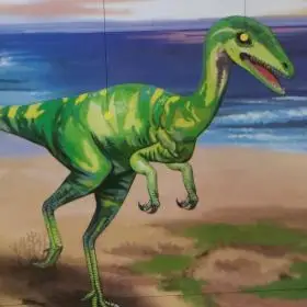 娇小玲珑的细颚龙