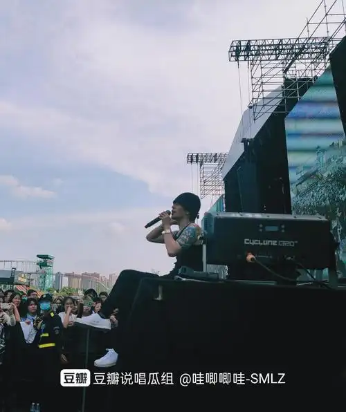 高天佐今天星巢给大家发水了72