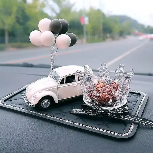 创意车内汽车摆件高档大气车载香薰车上装饰品中控台摆件 金色水晶