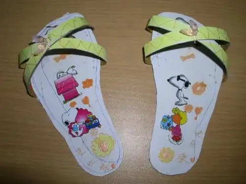 手工剪纸拖鞋纸拖鞋