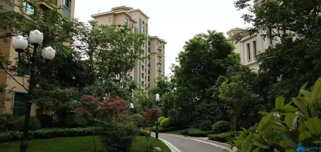 西安绿化最好的小区之一,高新枫林华府