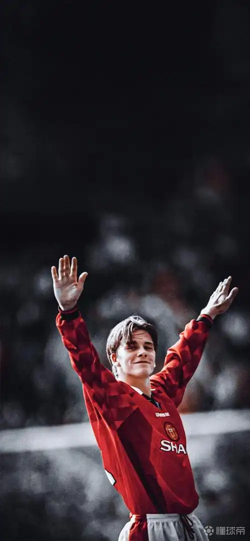 没有比赛,来两张帅气的小贝壁纸吧!|曼联|贝克汉姆|懂球帝