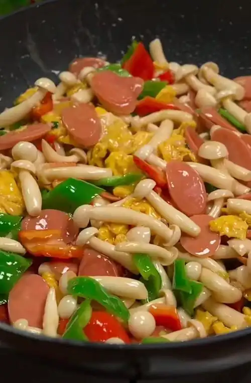 白玉菇炒火腿的做法