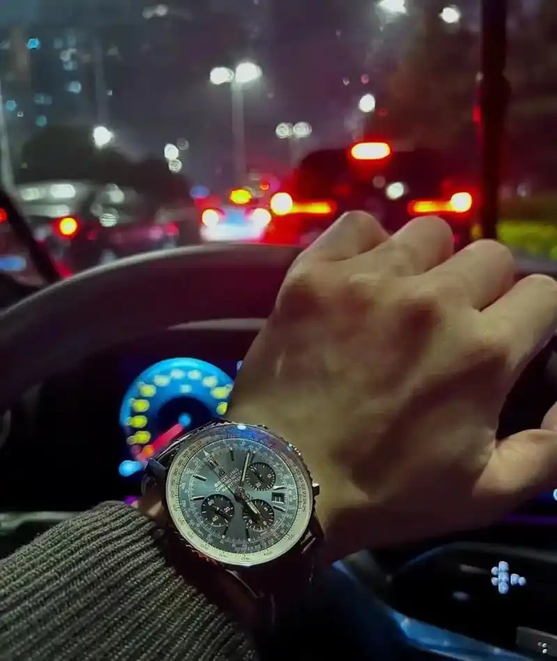 有没有人说过你#单手 握方向盘的样子很帅很帅#手表 #潮流搭 - 抖音
