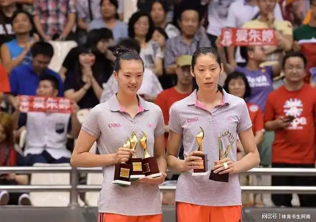 张常宁即将回归,李盈莹终于等到了,球迷沸腾|朱婷|惠若琪|中国女排