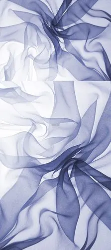 淡蓝色的丝质纱巾软细腻光线透明 - 超清单图