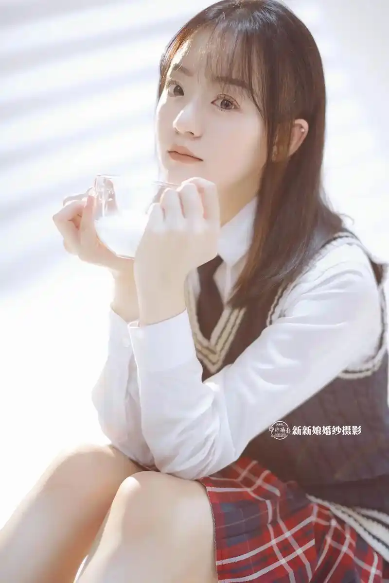 青春校园风写真#素人改造 #好看的小姐姐 - 抖音