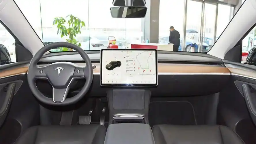 特斯拉model y 内饰