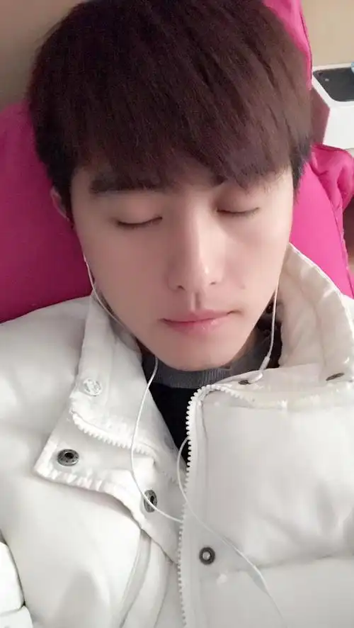 【帅男秀场】黄贵 26岁 巨蟹座 无