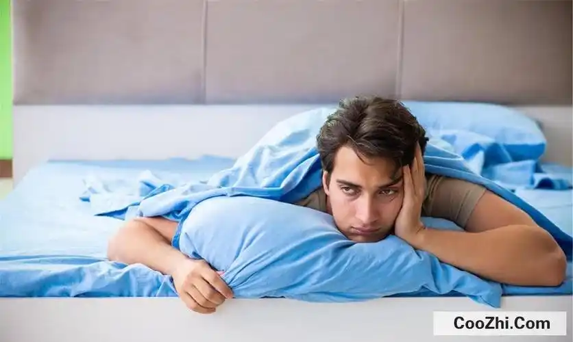 男人什么姿势睡觉好