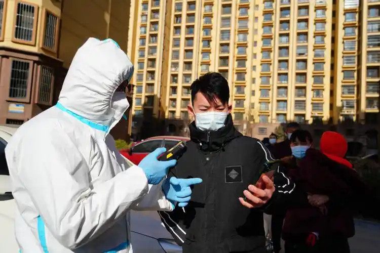 聚焦疫情防控河北南宫进行第三轮全员核酸检测