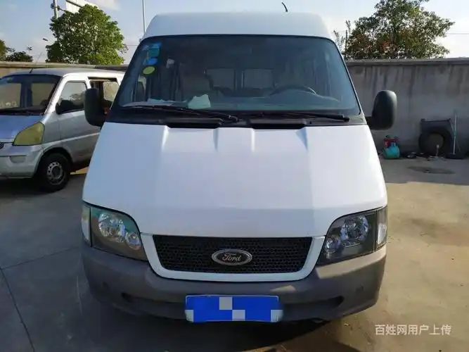 年底甩卖!20台柴油面包车,全顺依维柯大通便宜出售