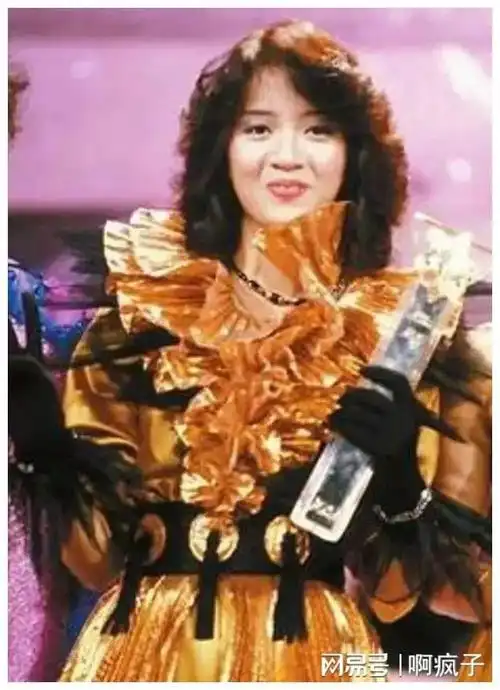 梅艳芳:家庭传奇与母女深情,感人故事令人钦佩