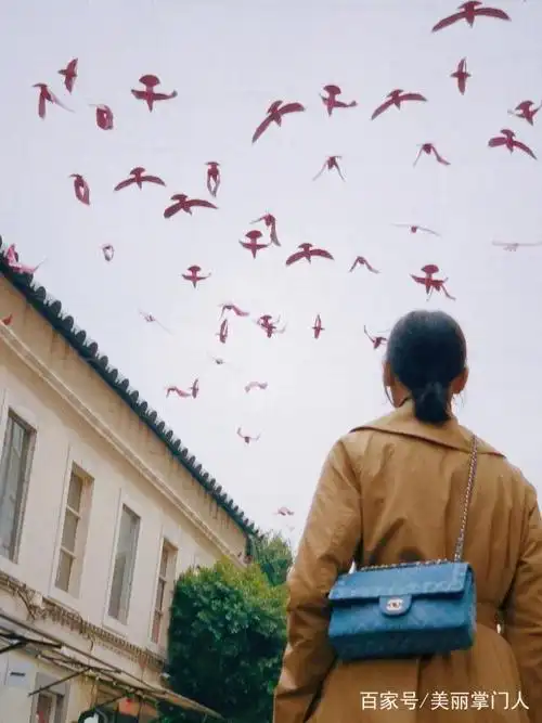 背影如果说只凭背影就能够俘获芳心,那么就一定要学会怎么成为"背影