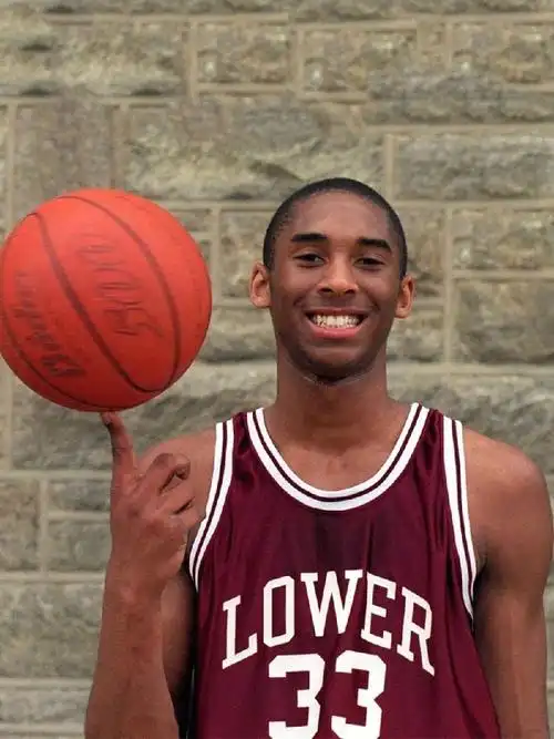 科比布莱恩特曼巴精神永存