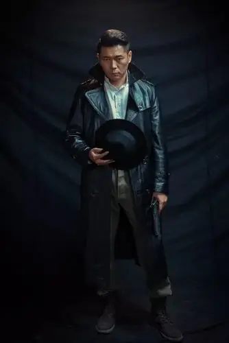 海顿,颜丹晨《浪花淘尽》转型玩潜伏!