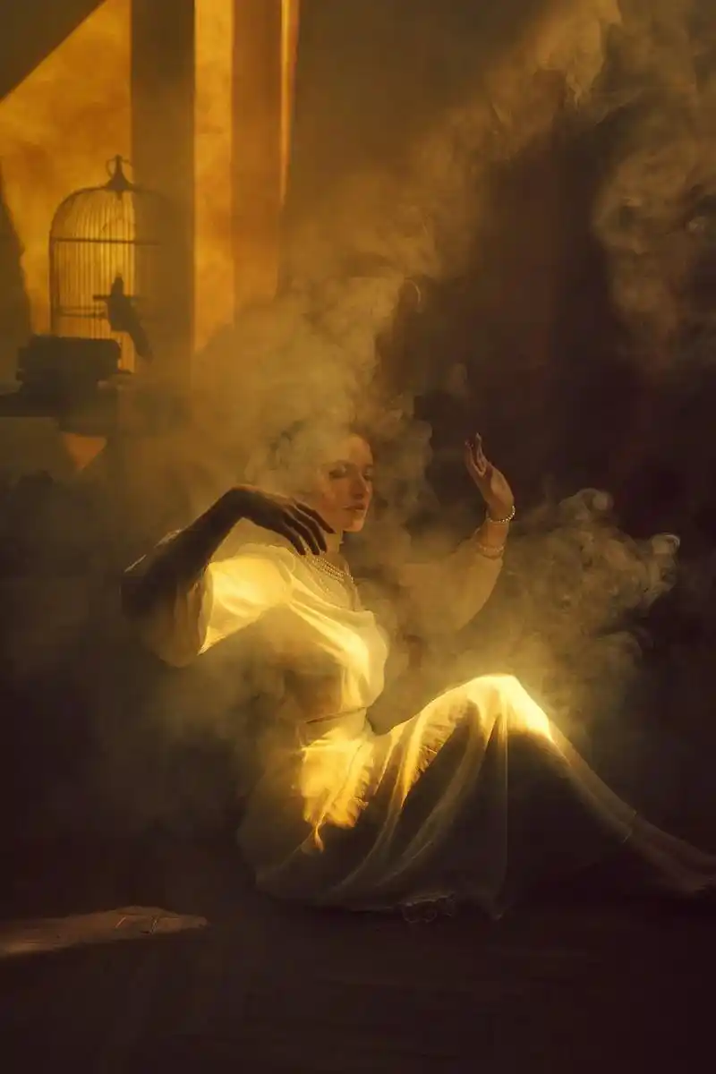 光影氛围素材参考.|插画素材| 灵感堆积| 审美提升| |  - 抖音