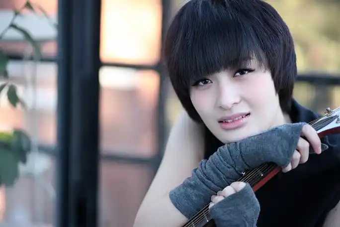 p>《最天使》是 a target="_blank" href="/item/曾轶可/6664605"