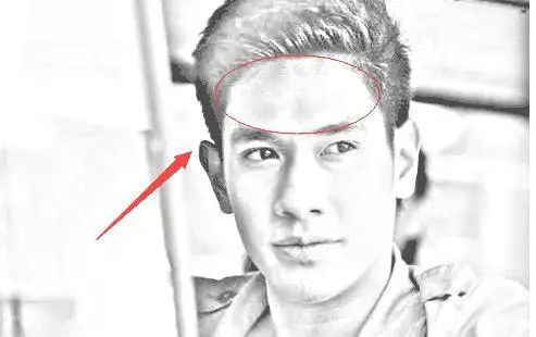 可以白手起家脚底有痣俗话说"脚踏一星,能掌千兵脚踏七星,天生帝王命