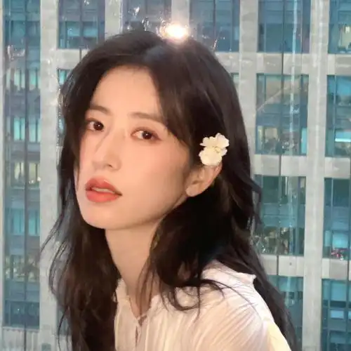 周雨彤|头像9915 . 0592 00 0596 7762.