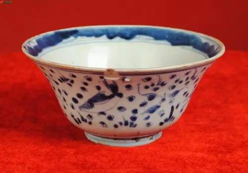 明末清初鱼纹青花碗 1只 - 历代陶器瓷器 - 古泉社区